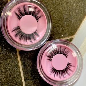 Brand New Eye Lash